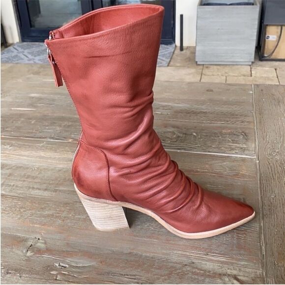 New Silent D Mikette Leather Slouchy Calf Boots Wine US 6.5 - Picture 9 of 10